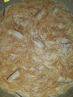 सेवई खीर(savai kheer recipe in hindi) रेसिपी मुख्य फोटो
