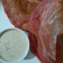A picture of Beetroot Dosa.