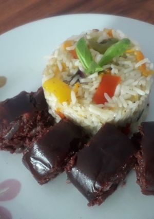 Una foto de Arroz graneado con morcilla vasca
