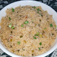 A picture of Spanish Rice.