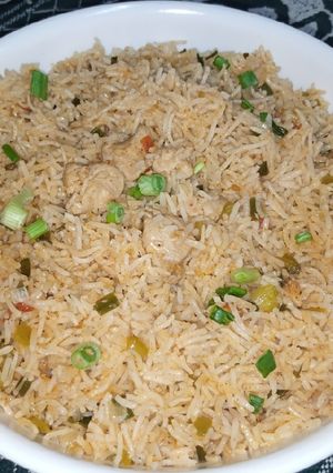 A picture of Spanish Rice.