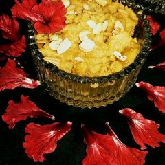 A picture of Besan ka halwa.