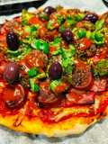 🌶️ Pizza Valentina fácil para una cena rápida ⏱️