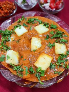 પનીર દિવાની હાંડી (Paneer Diwani Handi Recipe In Gujarati) રેસીપી મુખ્ય ફોટો