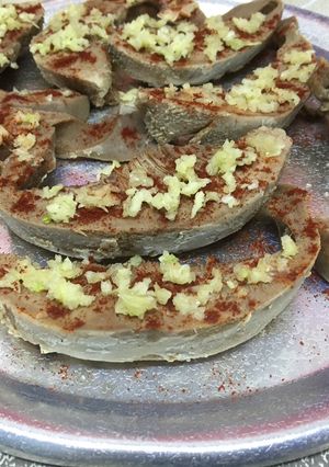 Fűszerpaprikás-fokhagymás abált disznó nyelv recept fotója