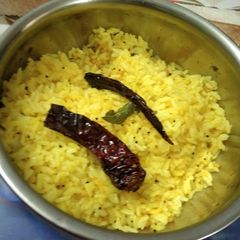 A picture of Lemon Rice with Left Over Rice.