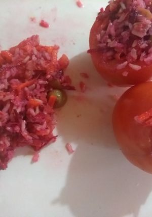 Una foto de Tomates rellenos a la Chichi🍽️