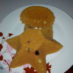 A picture of Mini star light fruit cake.