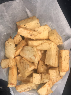 A picture of Fried Yam.