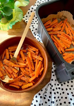 A picture of ☆Carrot Fries with Zaatar in the Airfryer☆.