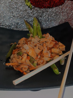 Una foto de Pasta al jengibre con pollo