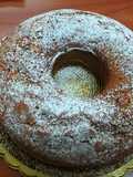 Ciambellone allo yogurt e gocce di cioccolato