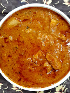 तरी वाले आलू (Tari wale Aloo recipe in hindi) रेसिपी मुख्य फोटो