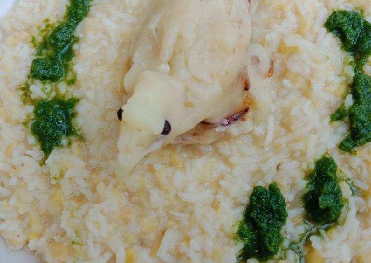 Recipe of Perfect Khichri with Allu ka Burta