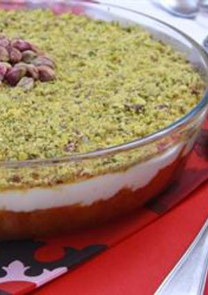 A picture of Sweet toast and milk pudding - aish el saraya.