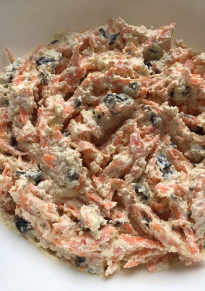 Салат з моркви з сиром