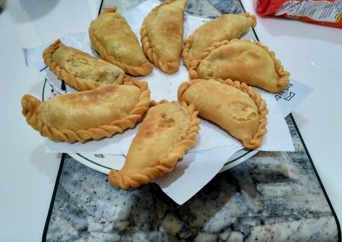 Step-by-Step Guide to Prepare Favorite Veggie puffs