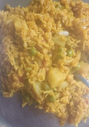 A picture of Khichdi.