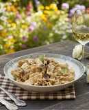 Nui Mào Gà Xào Phi Lê Gà