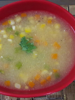 સ્વીટ કોર્ન સુપ(Sweet Corn Soup Recipe in Gujarati) રેસીપી મુખ્ય ફોટો