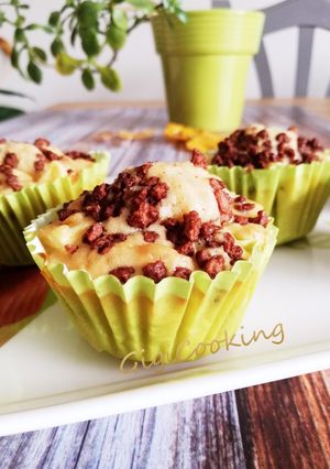 Une photo de Muffins aux pommes et crumble de cookies au chocolat