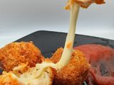 Brulee boomb mozarella