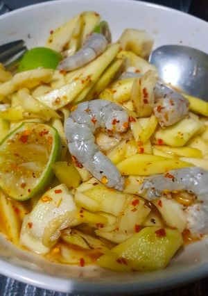 รูปของ ยำมะม่วงกุ้งสด