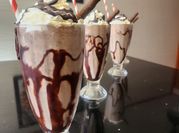 Una foto de malteada de helado