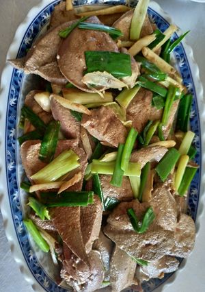 A picture of Stir-Fried Pork Liver.