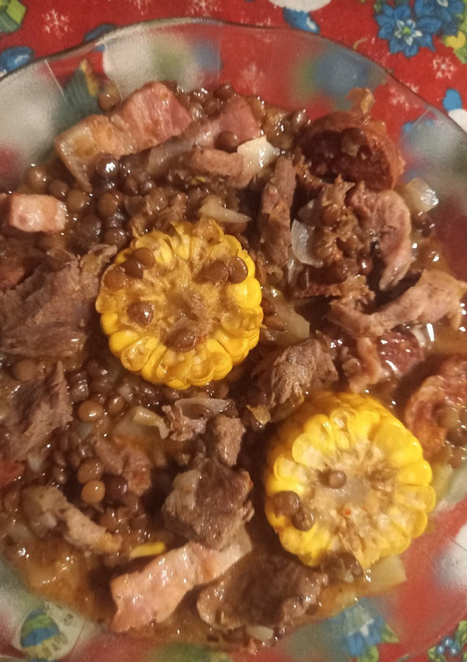Una foto de Guiso de Lentejas (bien completito)