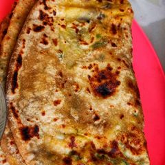 A picture of Alu paratha.