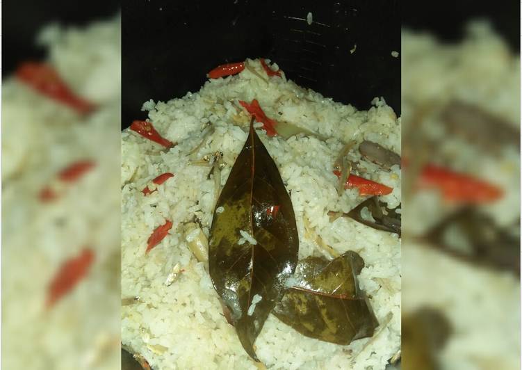 Nasi Liwet ikan Teri (rice cooker)