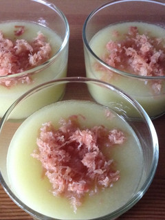 Una foto de Vasitos de melón con jamón