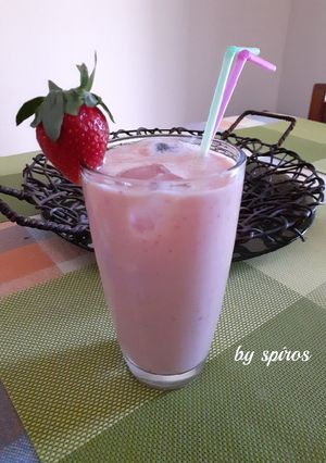 Φωτογραφία της συνταγής Smoothie φρούτων.. 🍌🍎🍊🍓