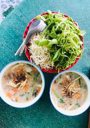 Hình của món Cháo nấm thanh đạm.