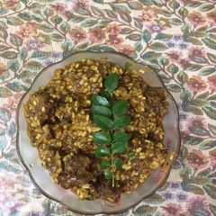 A picture of Dal meat.