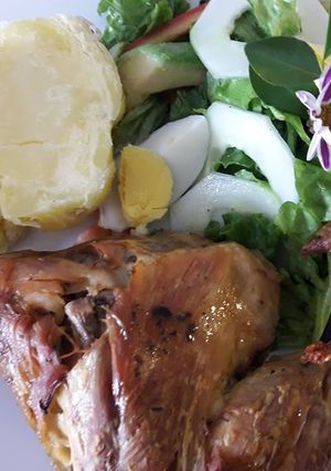 Una foto de Al Horno: Pollo con Limón y Mostaza a lo Carmelita