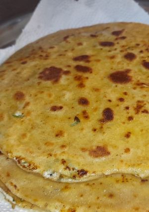 पनीर के पराठे(paneer ke parathe recipe in hindi) रेसिपी मुख्य फोटो