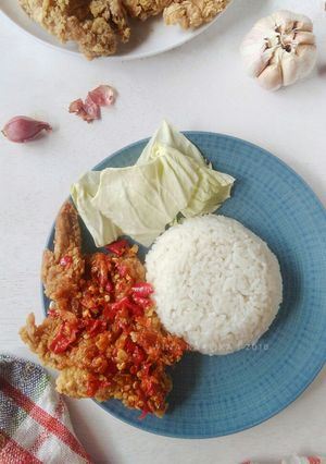 Foto resep Ayam Geprek Dengan Sambal Bawang
