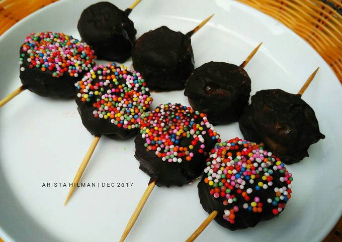 Anti Ribet, Buat Es Coklat Pisang Enak