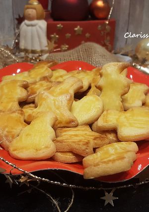 A picture of Alsatian Butter Christmas Cookies (Bredele).