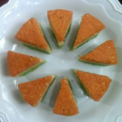 Tricolour coconut barfi A picture of Tricolour coconut barfi.