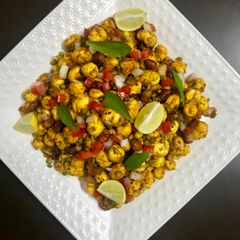 A picture of Makhana Bhel.