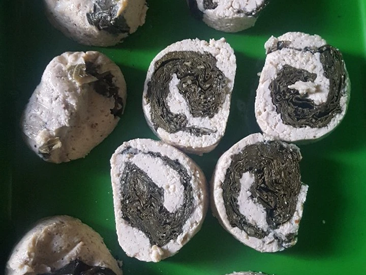 Cara Mudah Menyiapkan Resep Rolade daun singkong yang Sempurna Anti Ribet, Lezat