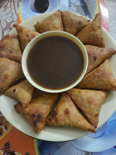 પટ્ટી સમોસા (Patti Samosa Recipe In Gujarati) રેસીપી મુખ્ય ફોટો