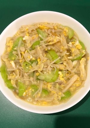 金針菇絲瓜蛋花 的食譜成品照片