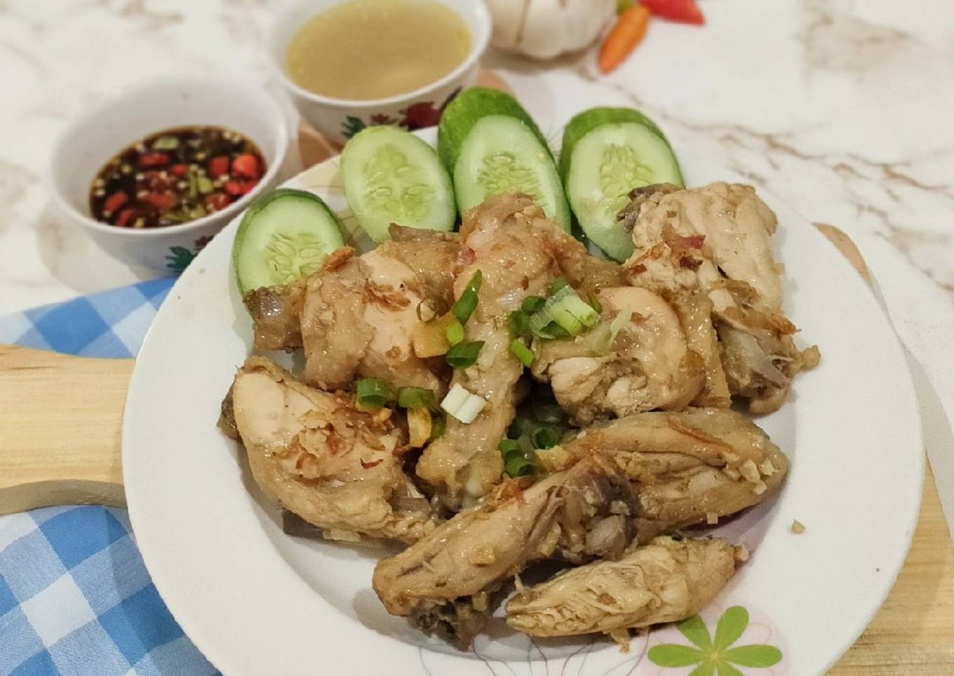 Cara Gampang Membuat Ayam Rebus Jahe (pek cam ke) yang Bikin Ngiler