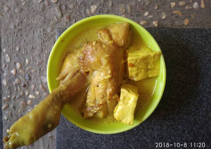 Opor Ayam Kuning