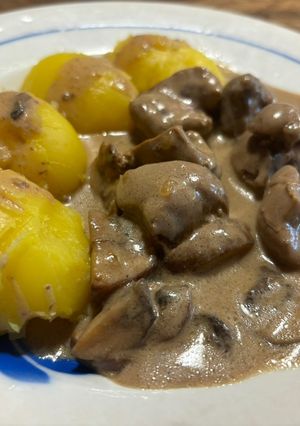 Une photo de Rognons de veau sauce madère