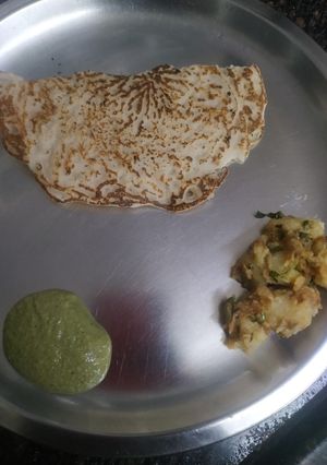 A picture of Vrat(varai/samak ke flour) ka dosa.